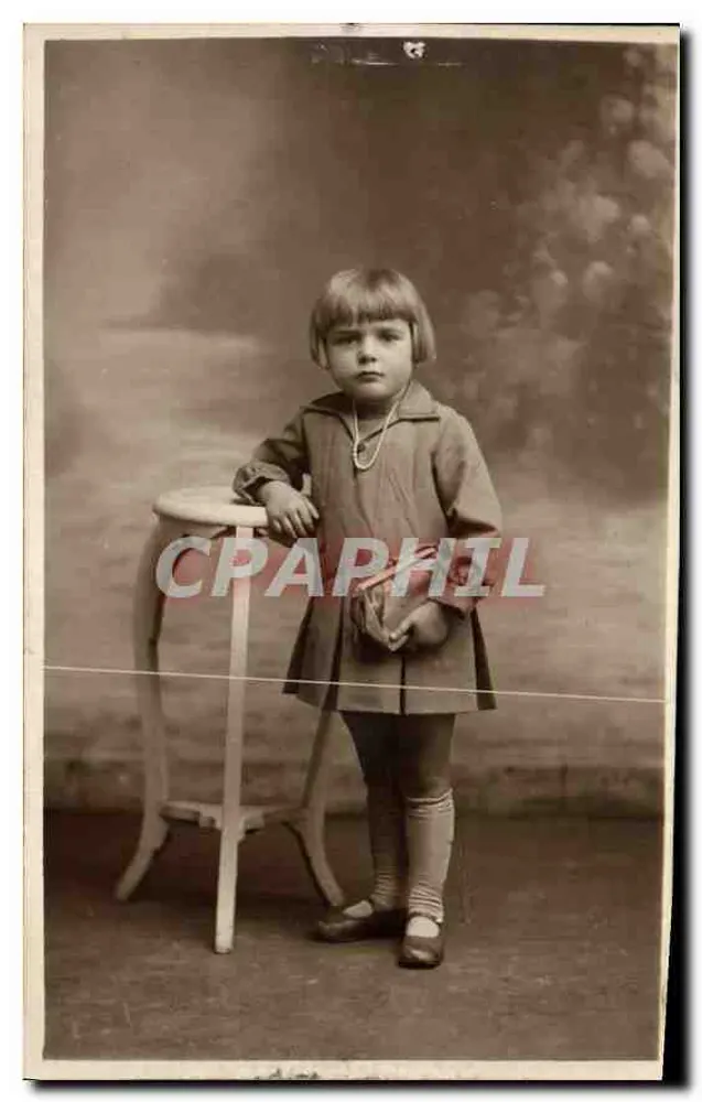 Meisje — fotostudio — zonder uitgever of nummer zichtbaar - Voorkant
