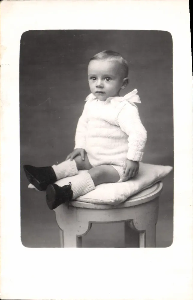 Baby — portretstudio — onbekende uitgever - Voorkant