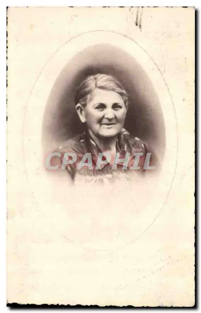 Porträt einer alten Frau — Schwarz-Weiß-Fotografie — kein Verlag oder Seriennummer sichtbar - Vorderseite