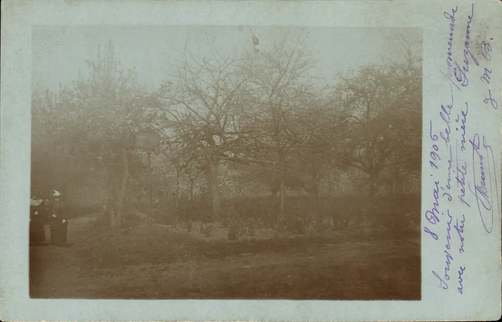 Tuin met kale bomen — Herinneringen aan een wandeling — gedateerd 8 maart 1906 - Voorkant