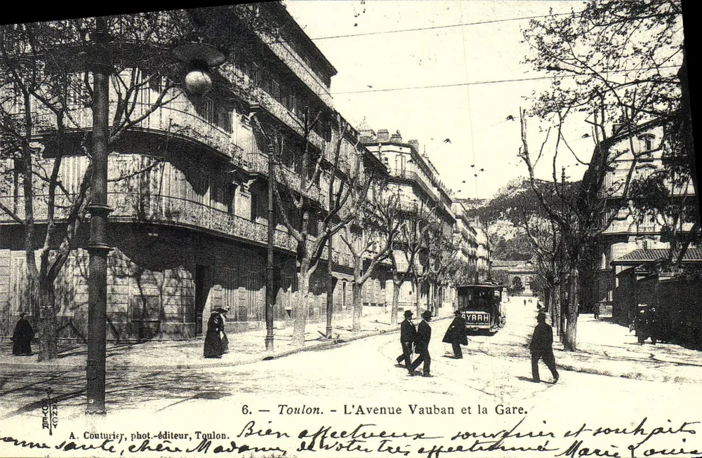 Toulon - Avenue Vauban und die Station — A. Couturier, Fotograf-Verleger, Toulon. Nr. 6 - Vorderseite