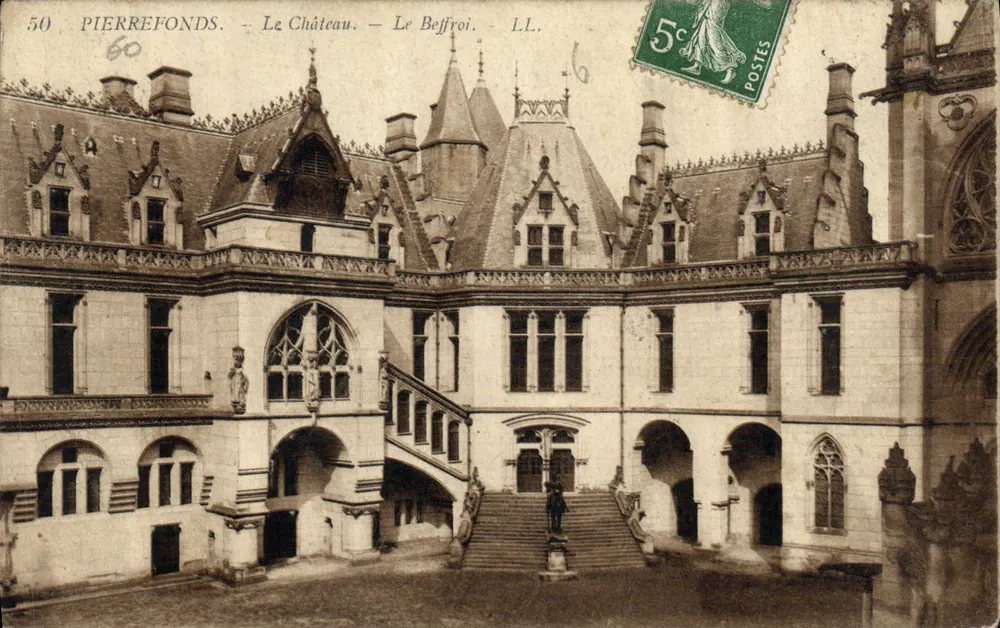 Pierrefonds — O Castelo — O Sino — L.L. — n°50 - Frente