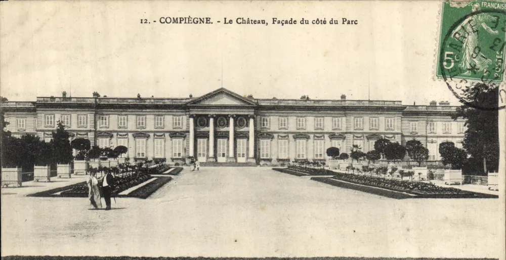 Compiègne - O Castelo, Fachada do Lado do Parque — editor desconhecido, n° 12 - Frente