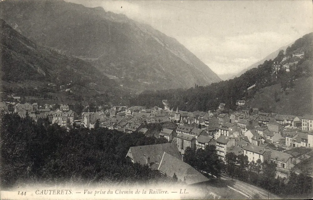 Cauterets — Ansicht vom Chemin de la Raillère — LL. — Nr. 144 - Vorderseite