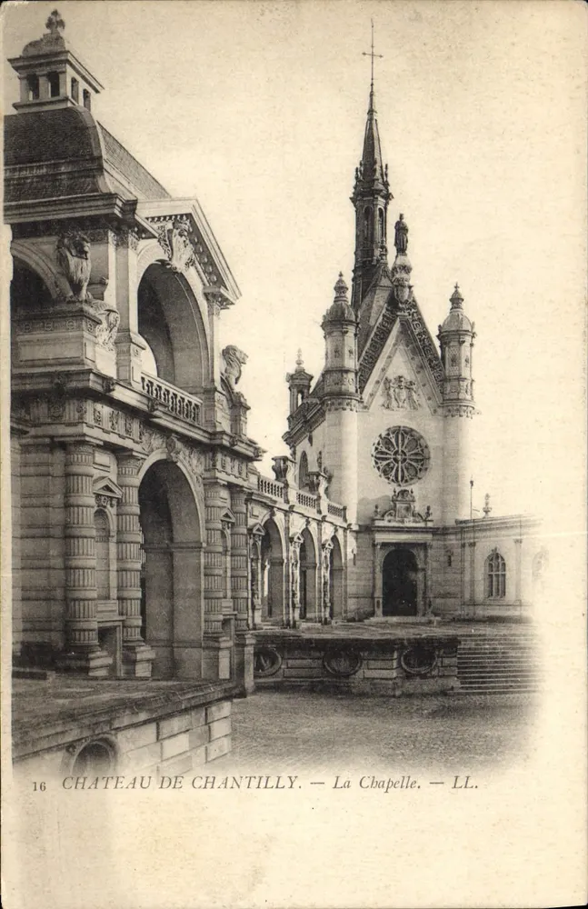 Castelo de Chantilly — A Capela — LL. - Frente