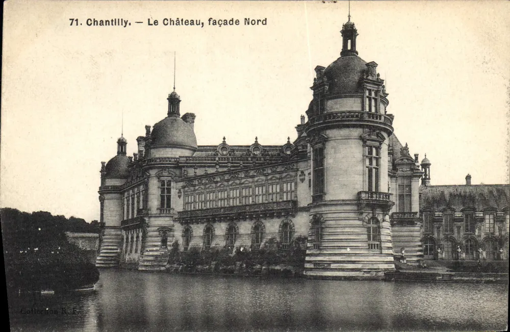 Chantilly — O Castelo, fachada Norte — Coleção R.F. n°71 - Frente