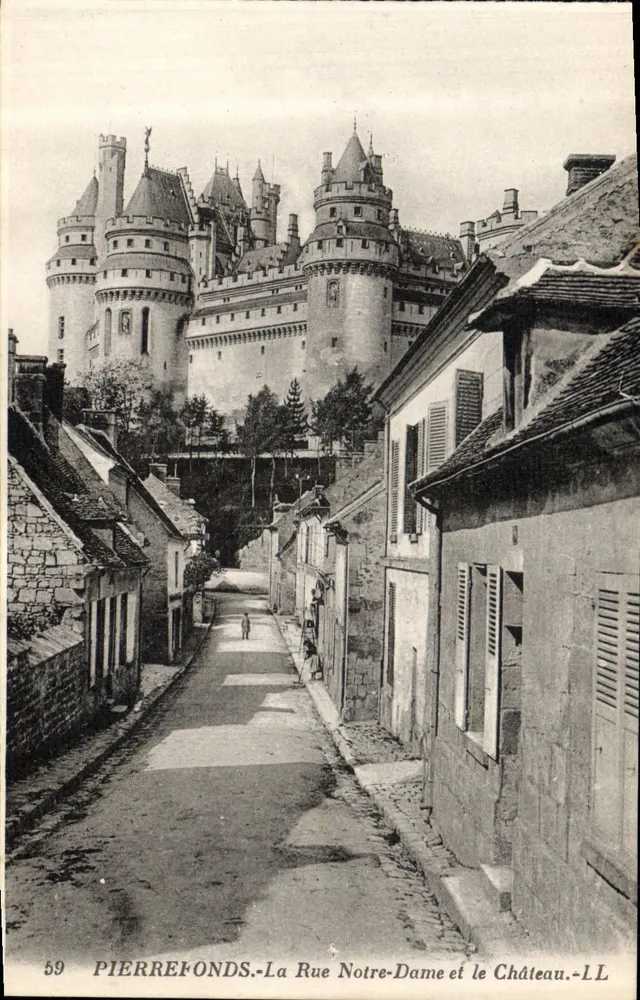 PierreFonds — Rue Notre-Dame und das Schloss — LL - Vorderseite