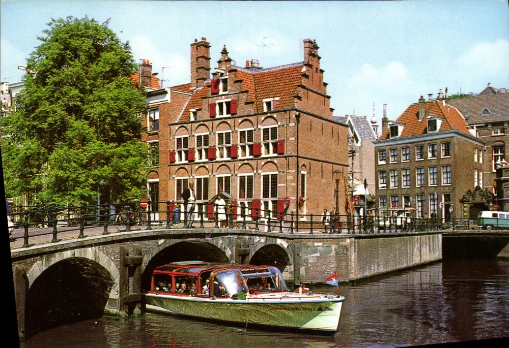Amsterdã — Casa dos Três Canais — W14 - Frente