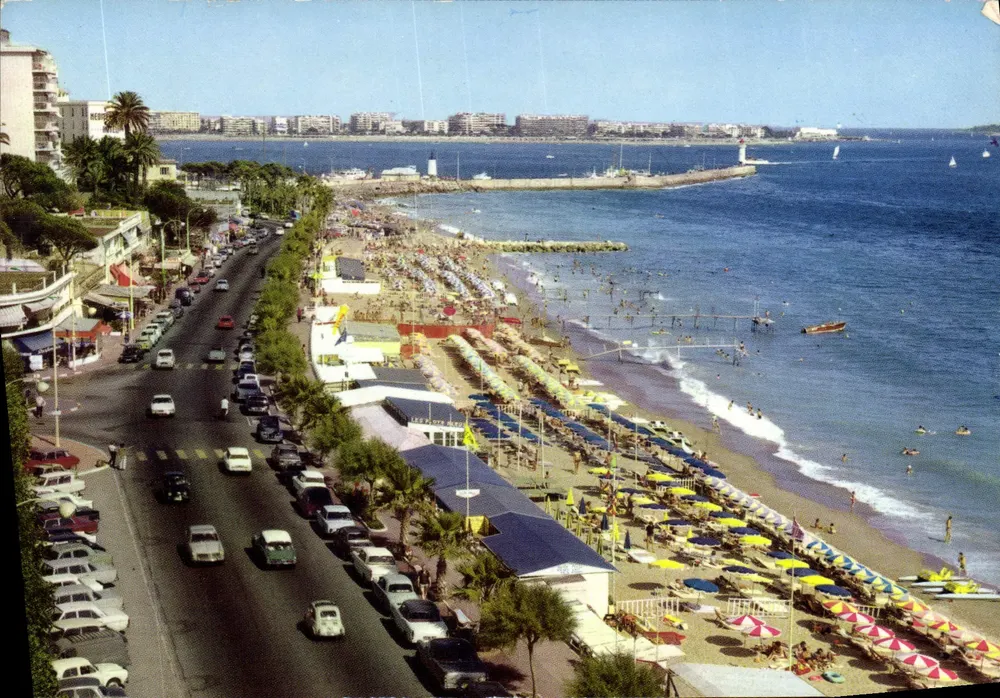 A Costa do Azul — A praia do Midi — Cannes — Edições A.D.A.B. n° 06 - Frente