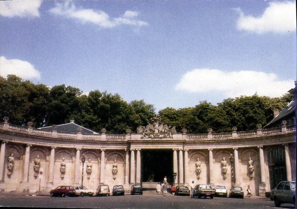 NANCY - Entrada da Pépinière — Foto da Escola de Belas Artes de Metz, n°54 - Frente