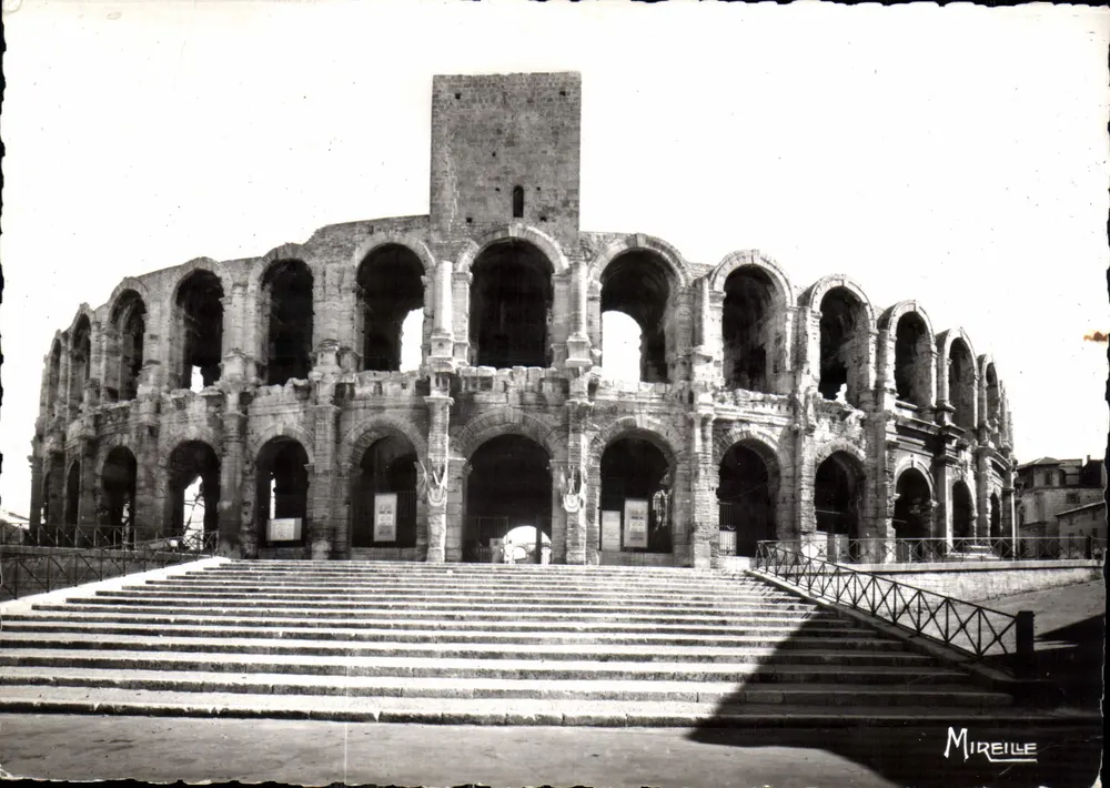 Arles — Las Arenas — Edición Mireille - Anverso