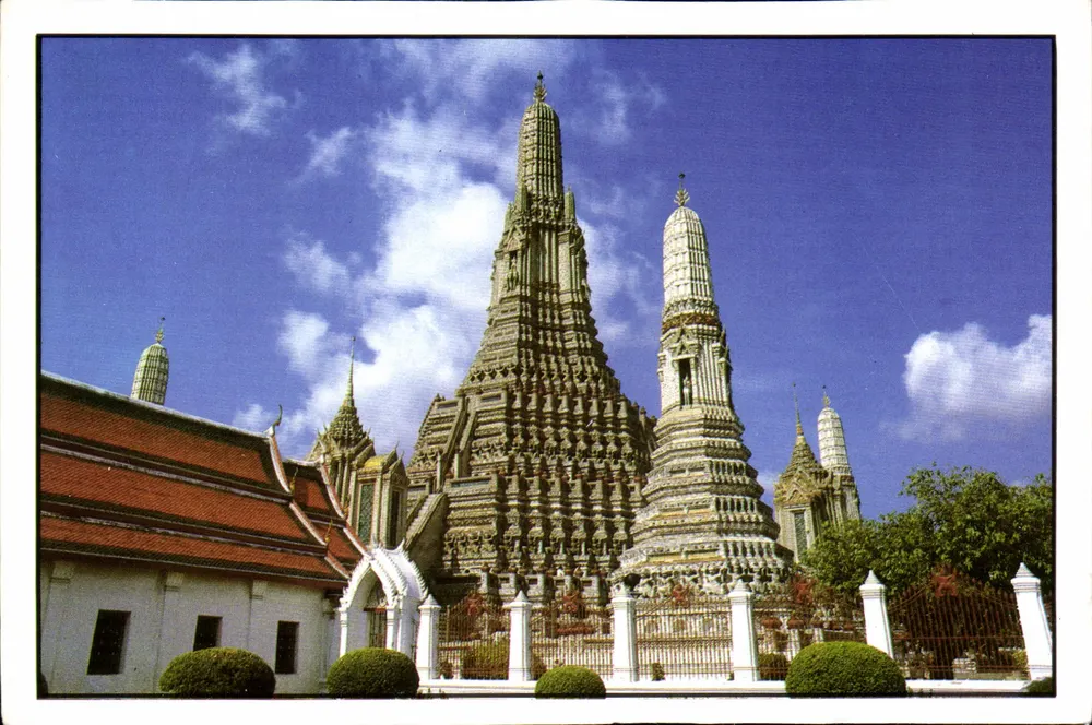 Wat Arun — Tempel der Dämmerung — Bangkok, Thailand - Vorderseite