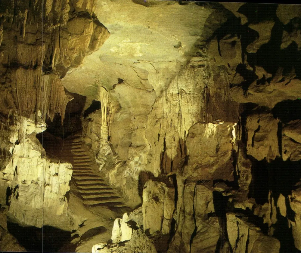 Grutas de Bétharram — O Caos — E.R. Grutas de Bétharram - Frente
