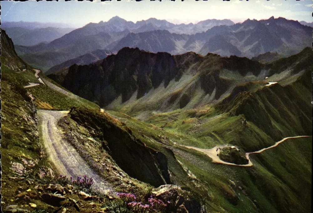 Die Pyrenäen — Route du Tourmalet zum Pic du Midi de Bigorre (2 877 m) — Edition Pau-Billère - Vorderseite