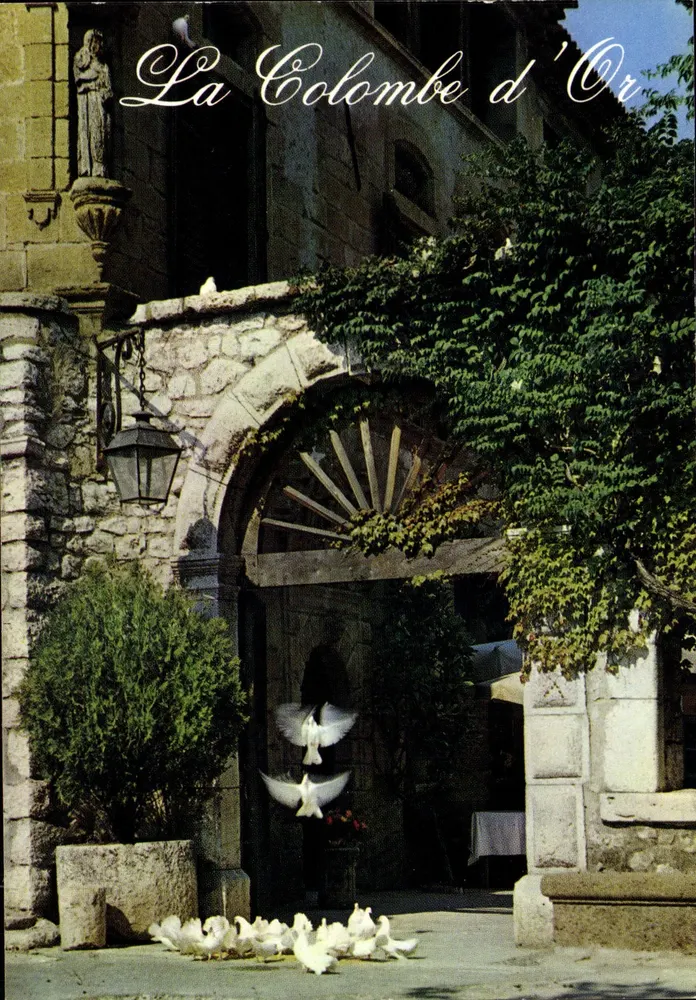 Saint-Paul - Eingang zur Colombe d'Or — Les Editions Gilletta - Vorderseite