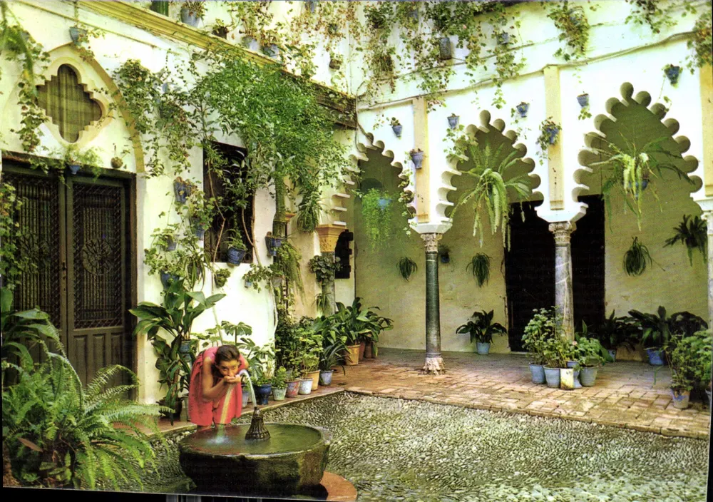 Patio Andaluz — pátio interior andaluz — Edições Heuns, n° 403 - Frente