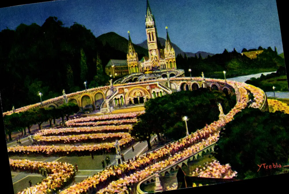Lourdes — Die beleuchtete Basilika und die Fackelprozession — Edition A. Doucet - Vorderseite