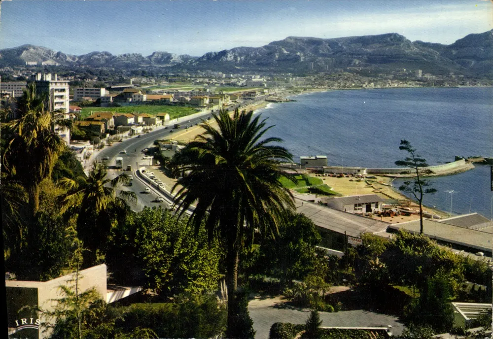 Allgemeiner Blick auf den Platz und die Pointe Rouge — Marseille — Verlag REFLETS DE PROVENCE, Nr. 272 - Vorderseite