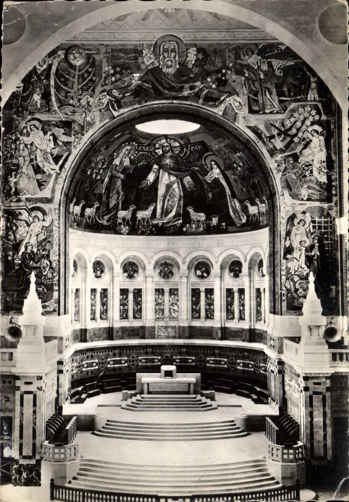 A Basílica de Lisieux — Arco Triunfal e Cúria — Editor: Fabricação Francesa - Frente