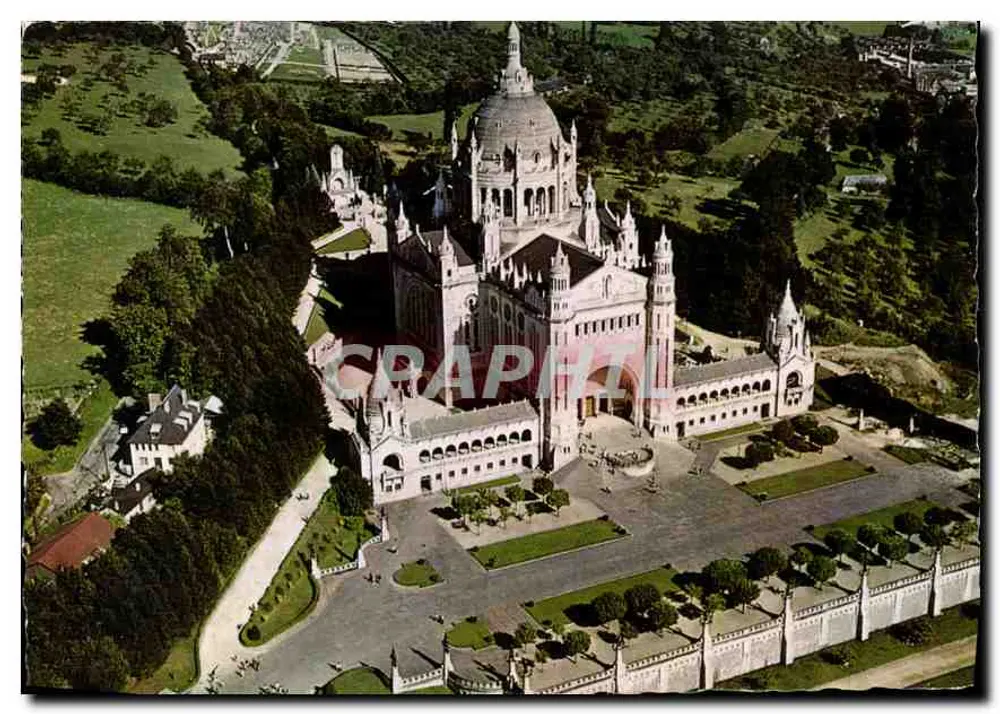 Basílica do Sagrado Coração de Lisieux — vista aérea — CRAPHIL - Frente