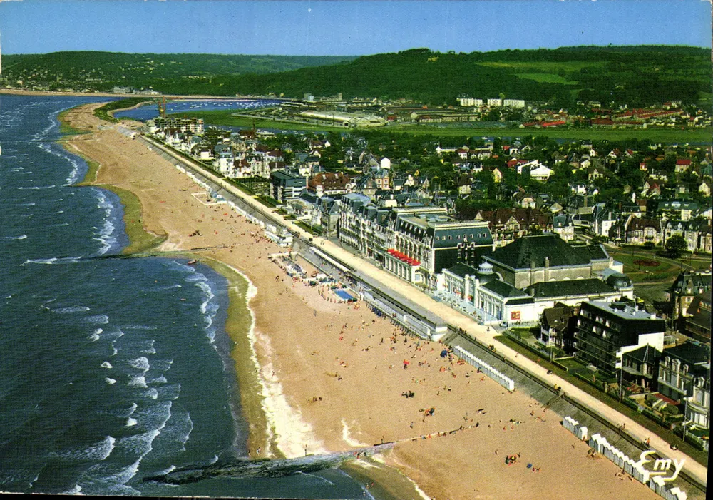 Cabourg (Calvados) — Luftbild des Seebades — Éditions Nord des Le Goubey - Vorderseite