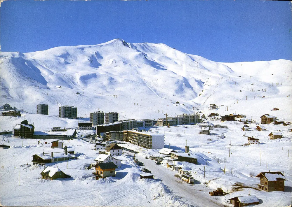 La Toussuire (Savoie) — Allgemeine Luftaufnahme — Éditions et Impressions Combinaison - Vorderseite