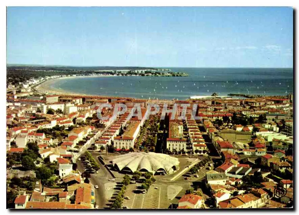 Royan (Charente-Maritime) — Algemene uitzicht en het Dekte Markt — Couleurs Naturelles - Voorkant