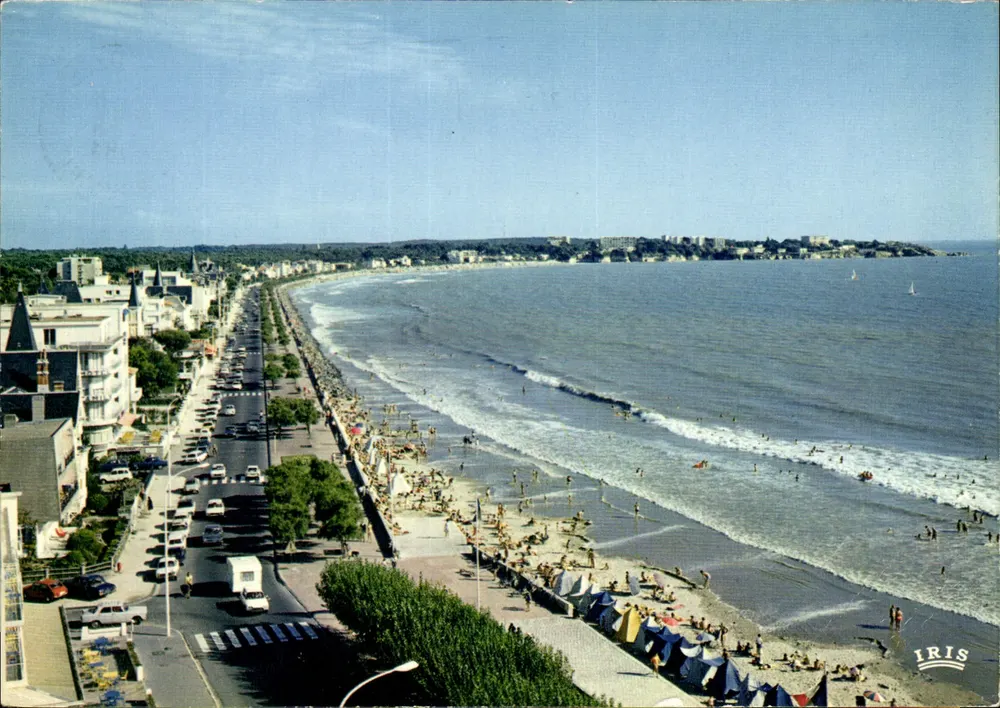 Royan — A praia — IRIS - Frente