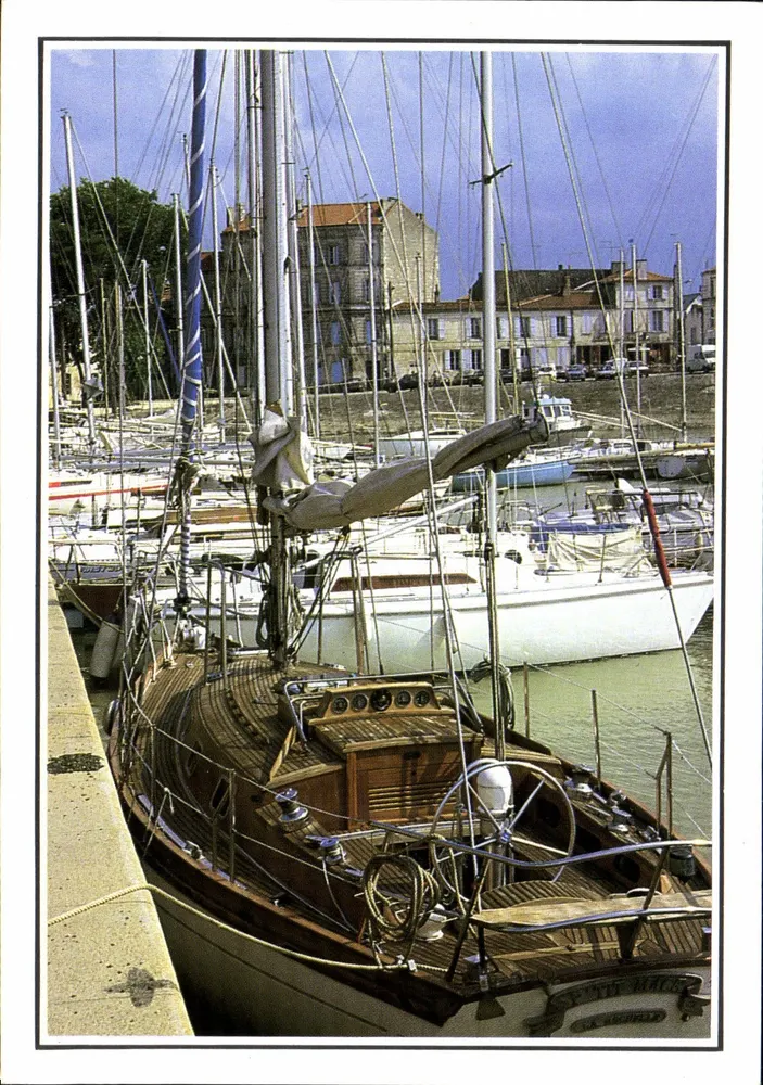 Porto di piacere di Rochefort-sur-Mer — vista di velieri — Edizioni Balcon sur l'Atlantique, N° 129 - Recto