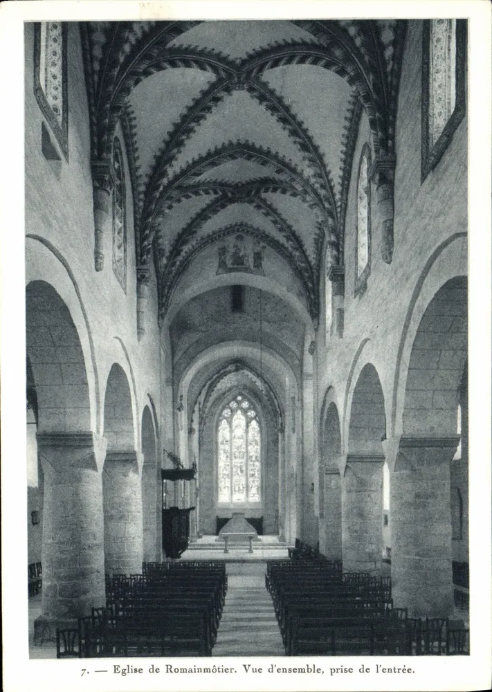 Kirche von Romainmôtier — Gesamtaufnahme, aufgenommen von der Eingangstür — Phot. de Jongh, Lausanne - Vorderseite