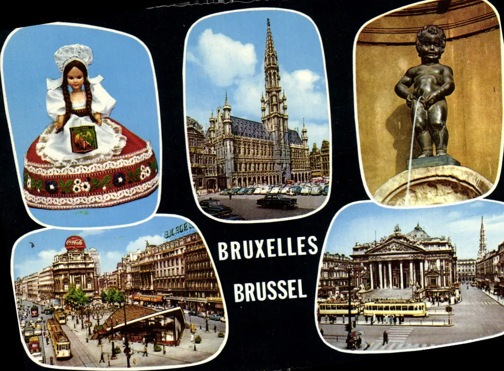 Bruxelas — vista panorâmica com a estátua de Manneken Pis, a Grand-Place e ruas movimentadas — editor Cromo, n° 922/66 - Frente