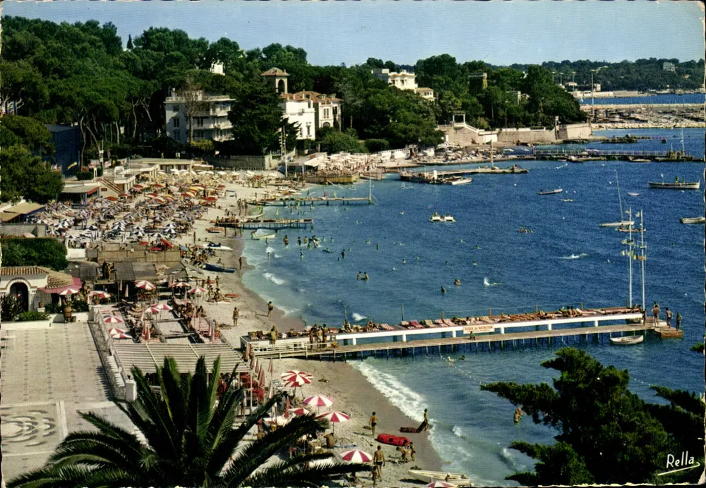 Strand von Juan-les-Pins — Panoramablick — Rella - Vorderseite