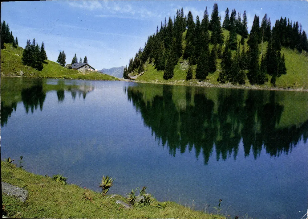 Lago Lison, sobre as Mosses (Alt. 1870 m) — Edição Pérochet, n° 5693 - Frente
