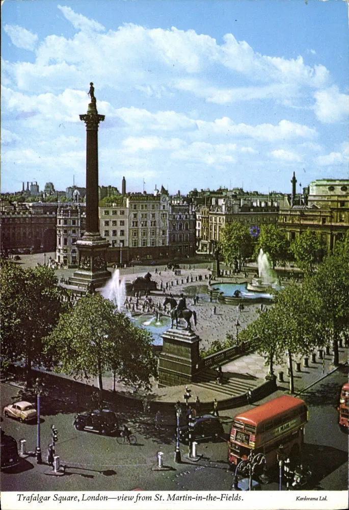 Trafalgar Square, Londres — vista do St. Martin-in-the-Fields — Kardorama Ltd. - Frente