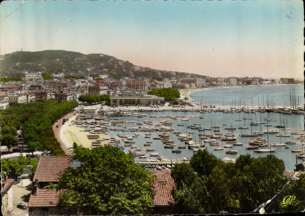 Cannes - Vista geral — editor C.A.P. Paris, n° 38 - Frente