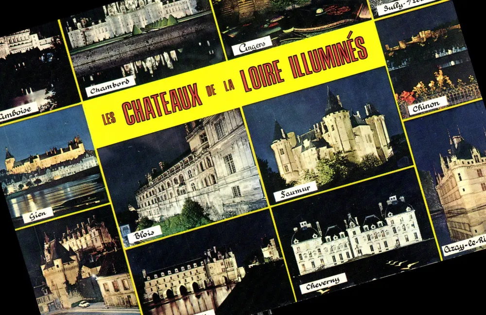 Os Castelos da Loire Iluminados — Ambroise, Chambord, Saumur, etc. — Éditions LECONTE, H. 564 - Frente