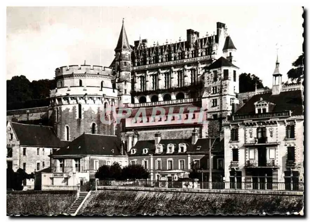 Amboise — O Castelo (mon. hist.) — R. Dorange, Tours - Frente