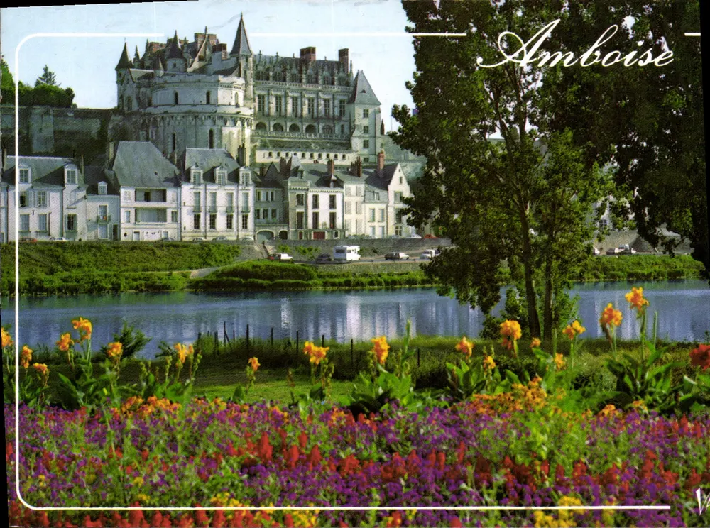 Amboise — Castelo do século XV, torre dos Mínimos e logis do Rei — Alliance Cartérie - Frente