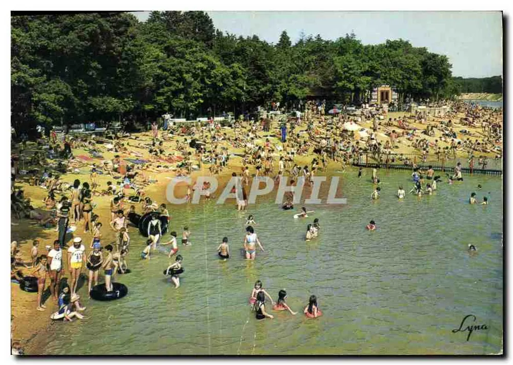 Lebhaftes Schwimmen am Camping de la Plage et de la Forêt — Conflans-Sainte-Honorine — Verlag Lyna - Vorderseite