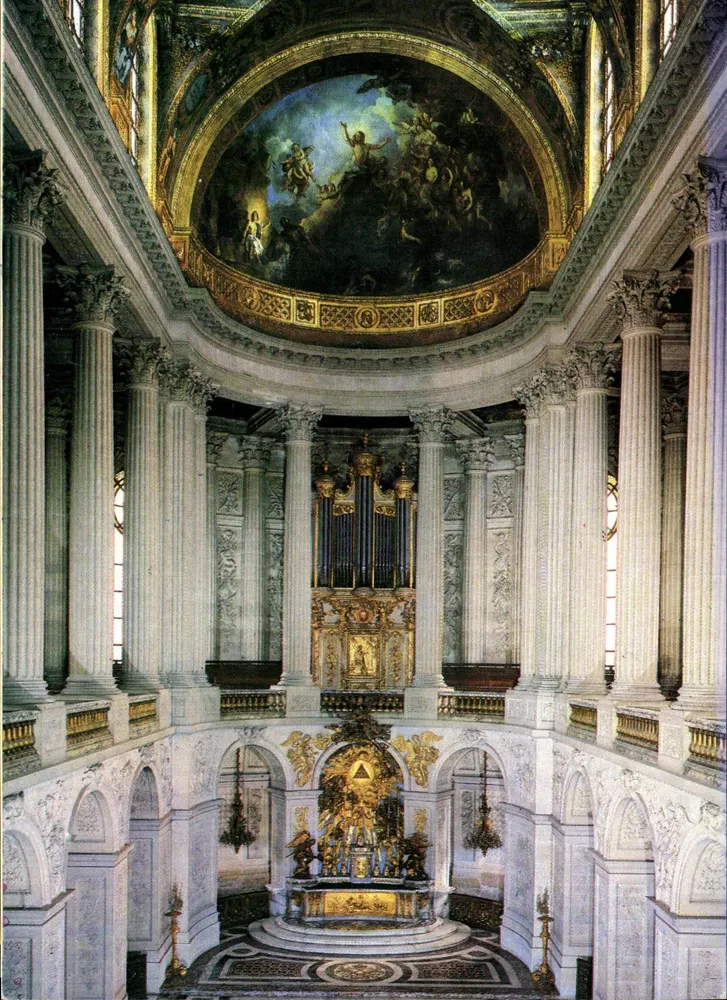 A Capela Real — Castelo de Versailles — editor A.P. 411 - Frente