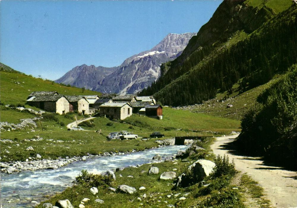 Hameau de Haute-Allues — Montanha alpina — Edições Interitre - Frente