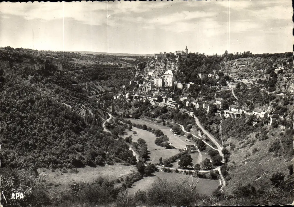 Rocamadour (Lot) — Vista geral — Sté das Cartas Postais APA - Frente