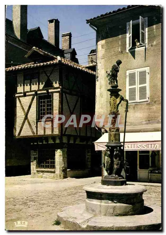 Saint-Céré (Lot) — Place du Mercadial — Éditions Modernes d'Images - Frente