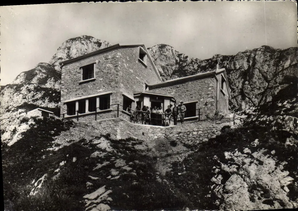 Refuge de la Dent d'Oche — Berge des Chablais (Haute-Savoie) — Éditions Gellard, Lyon - Vorderseite