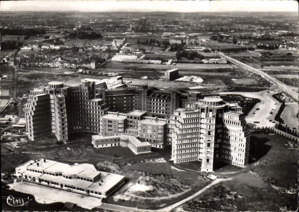 Lille (Nord) - Die Krankenhausstadt - Luftbild — Ciny, Verleger - Vorderseite