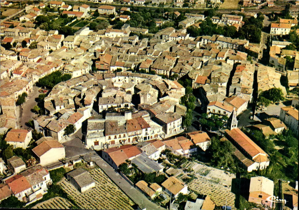 Paulhan (Hérault) — Luftbild des alten Dorfes — Imprimerie Mâcon - Vorderseite