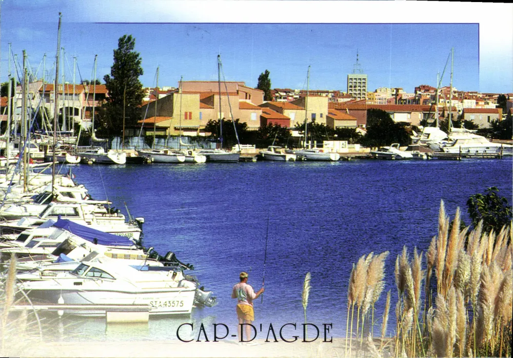Cap-d'Agde — vista do porto com pescador — Edição C.E.E. - Alliance Cartère - Frente