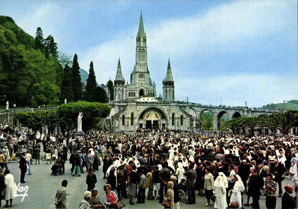 Lourdes — Basílica Nossa Senhora — Éditions Chambon, n° 5018 - Frente