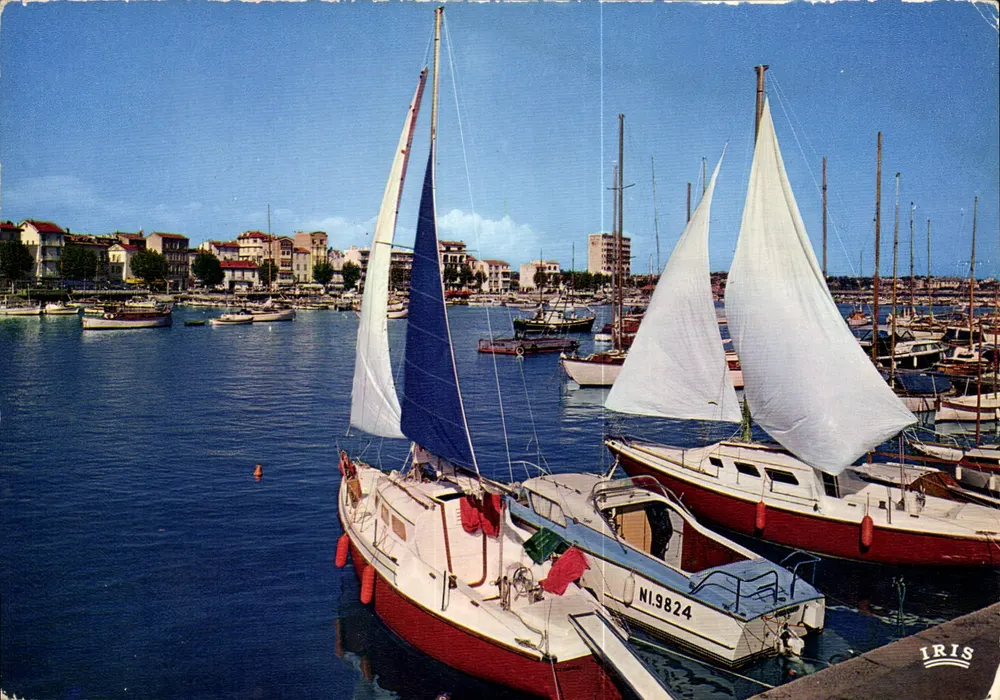 Porto de Golfe-Juan — A Costa Azul — Editor IRIS, n°3097 - Frente