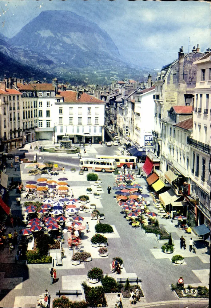 Grenoble — A praça Grenette — Edições 'La Cigogne' - Frente